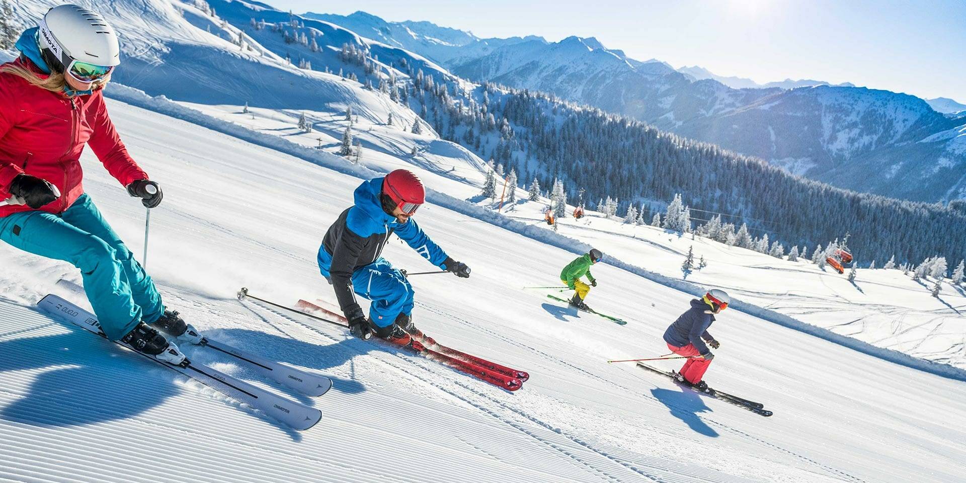 Gemütlicher Winterurlaub beim Skifahren auf den Pisten der Salzburger Flachau 